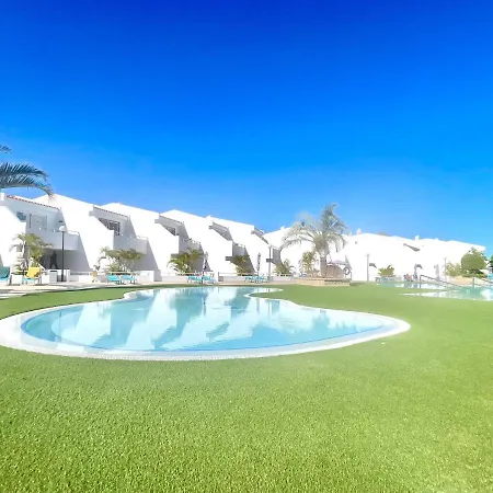 Estudio Con Wifi Y Piscina, Proximas Restaurantes En Tenerife Sur Lägenhet